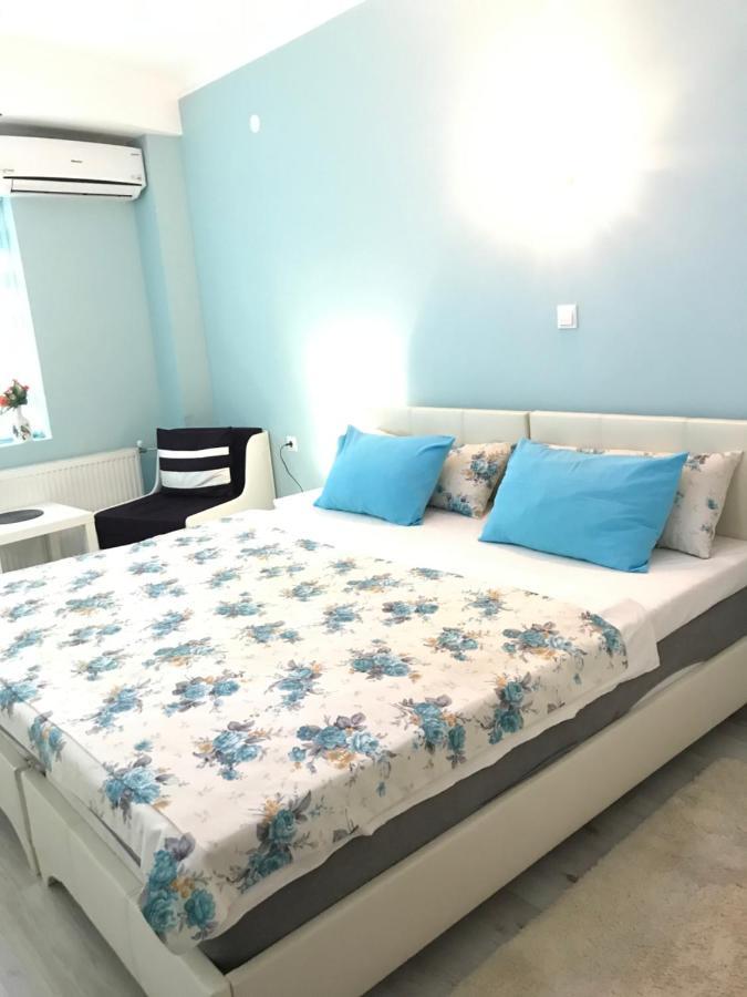 בורגאס White Rose Guest Rooms מראה חיצוני תמונה